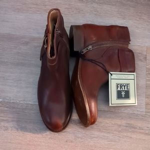 Frye Melissa knotted short boot size 6.5